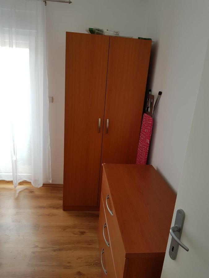 Delfin Vidalici Apartman Apartment Kustici Exterior photo