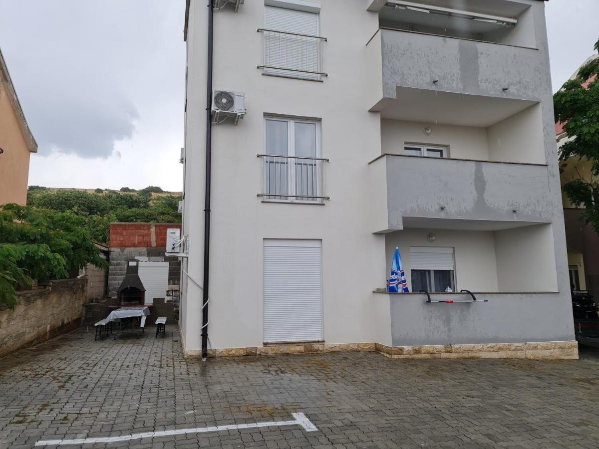 Delfin Vidalici Apartman Apartment Kustici Exterior photo